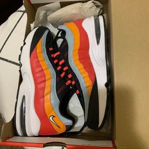 nike 95’s shoe - kids (girls)